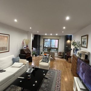 Amplia vivienda de 140 m² con 4 dormitorios y patio en pleno centro de Alicante