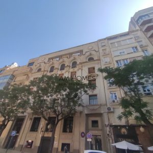 Piso en edificio emblemático en Alicante